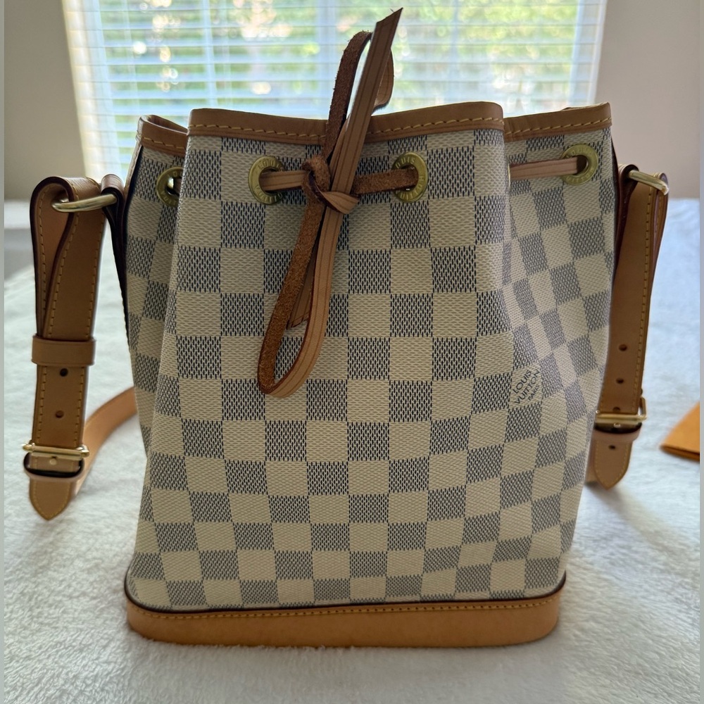 Louis Vuitton Damier Azur Noe BB
